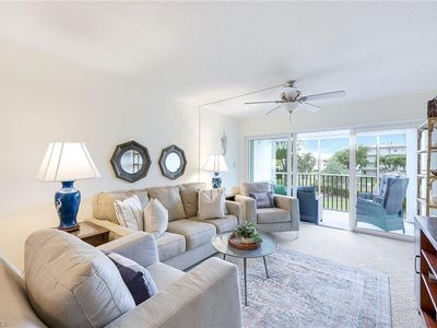 1624 Pine Valley Dr APT 205, Fort Myers, FL, 33907