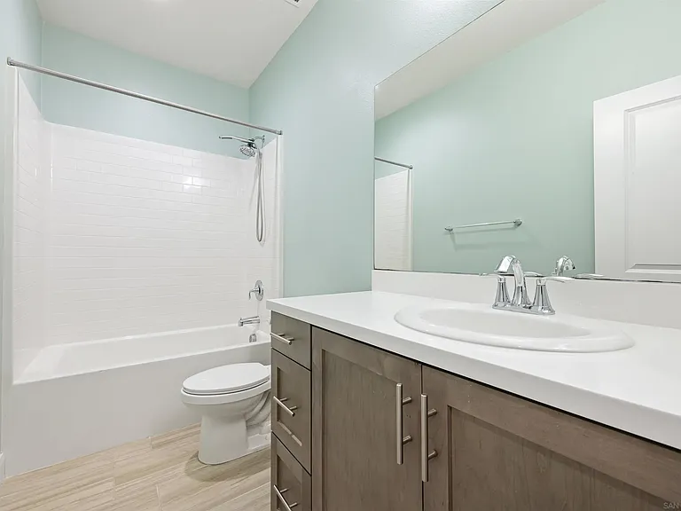 2115 Solara Ln — Photo 18