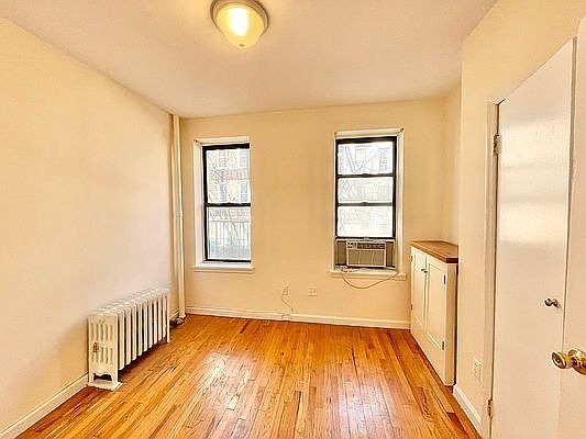 3rd image of 339 E 81st St APT 3C