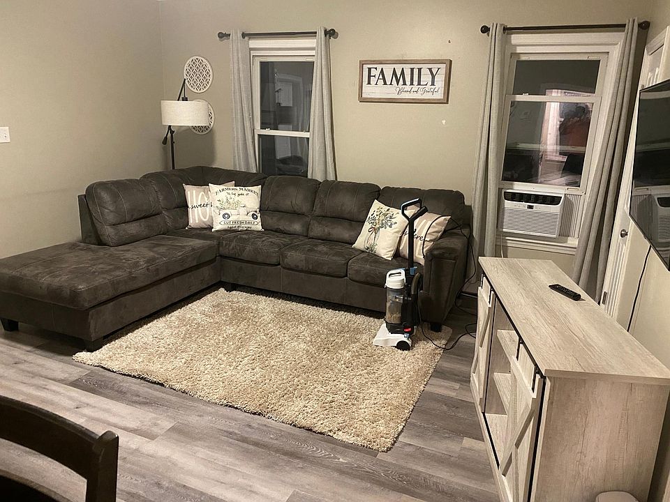 1st image of 70 Cumberland St #2