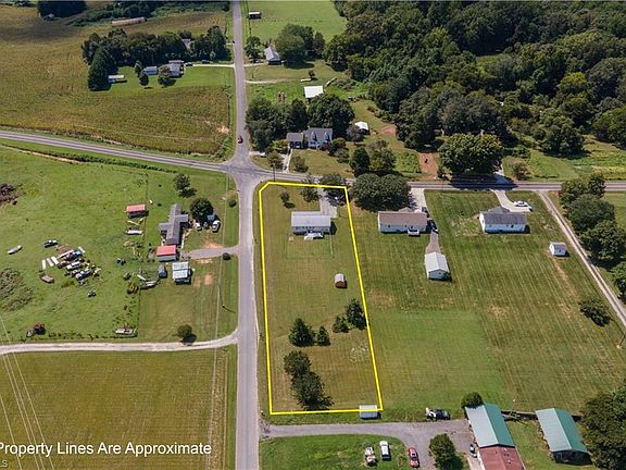 3rd image of 241 Joe Rd