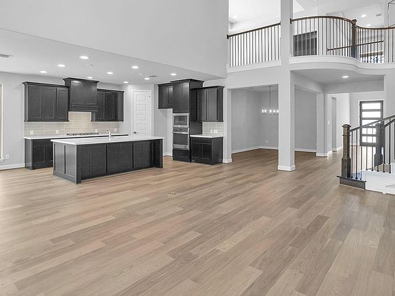 7th image of this home