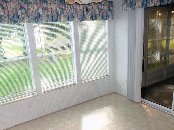 5th image of 7623 Montauk Ave