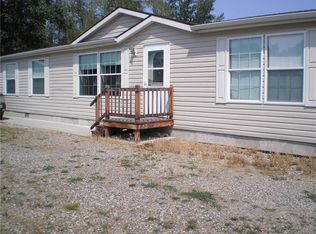 15 S 3rd St, Roberts, MT 59070