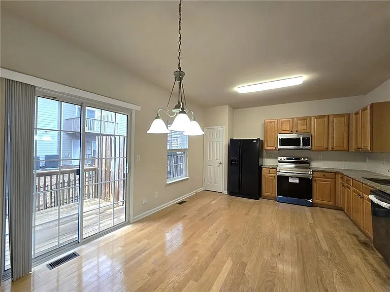 2120 Meadow Peak Rd — Photo 12