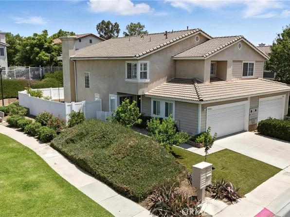 19121 Broken Bow Dr, Riverside, CA 92508