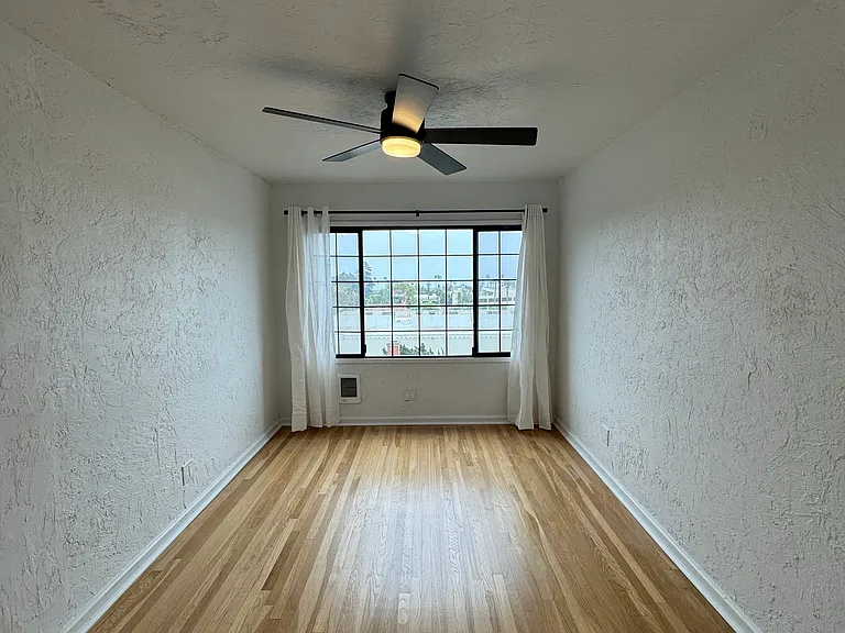 590 Poli St — Photo 12