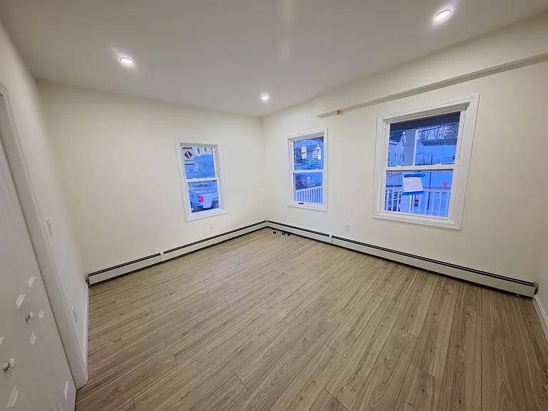 11 Adams St #1 — Photo 10