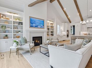 638 Gardner St, Wayzata, MN 55391