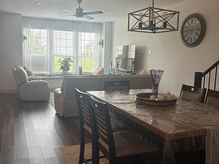 9025 Swallowtail St — Photo 31