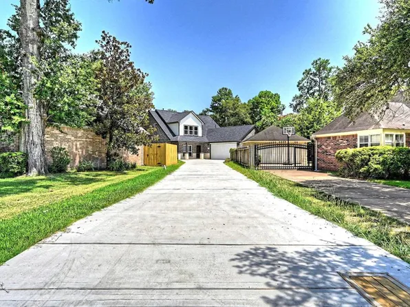12422 Luster Leaf, Cypress, TX 77429