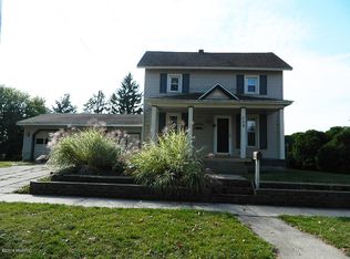 415 E Ann St, Belding, MI