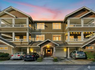 23924 NE 115th Ln UNIT 202, Redmond, WA 98053