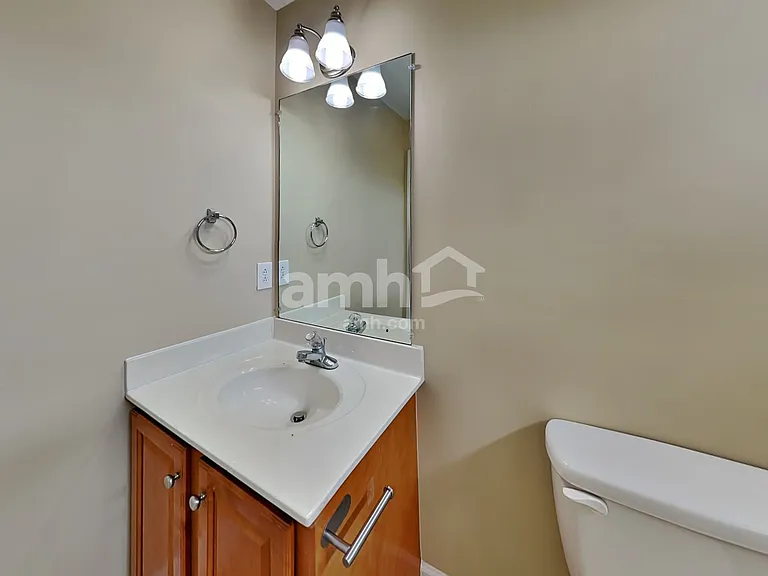 5072 Republic Ave — Photo 14