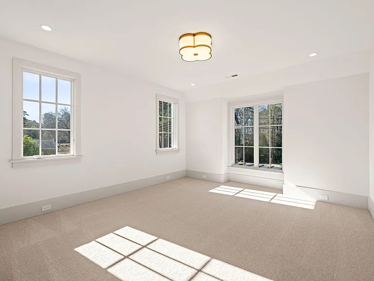 2108 Ridge Rd — Photo 33