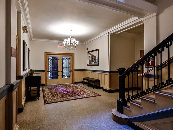 2nd image of 614 Portland Ave APT 302