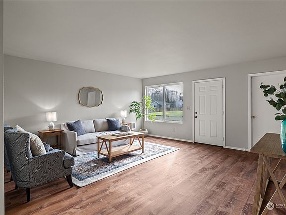 4th image of 614 W Marion Street