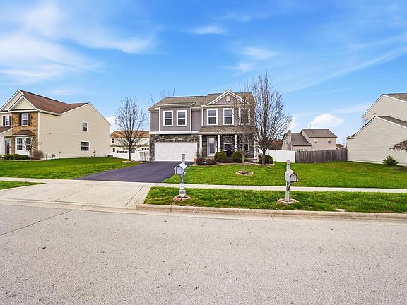 3rd image of 4322 Archway Ct
