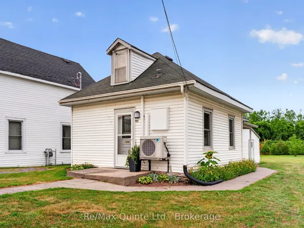 55 S George St, Quinte West, ON K8V 1R4