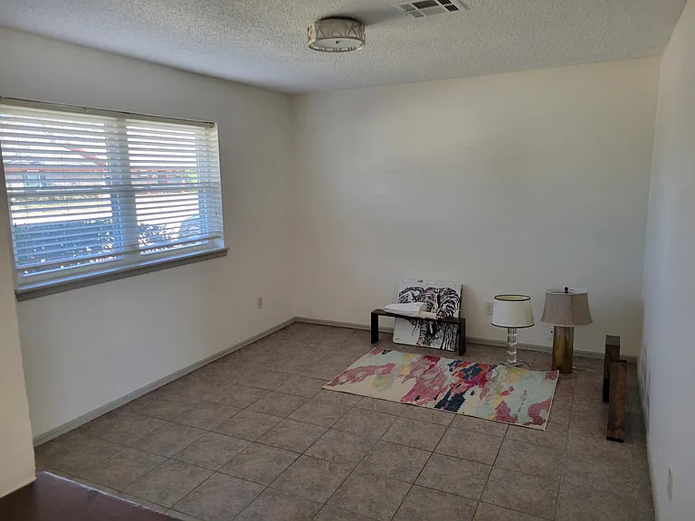 FRONT BONUS ROOM - TONS OF LIGHT