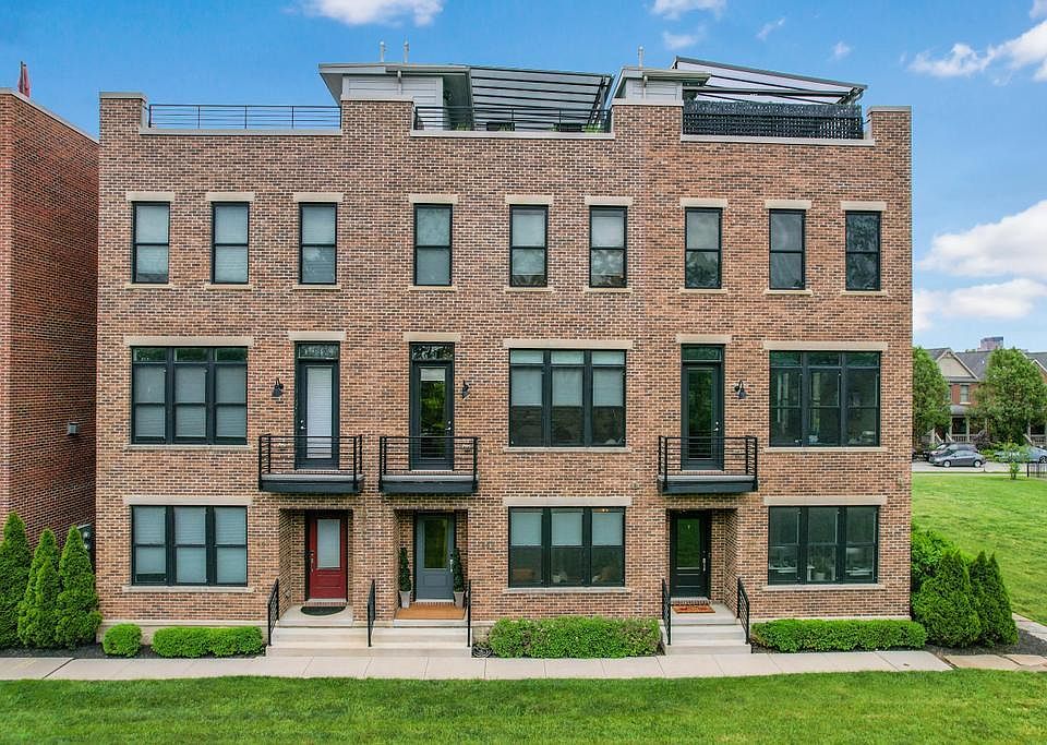 1st image of 609 W 2nd Ave