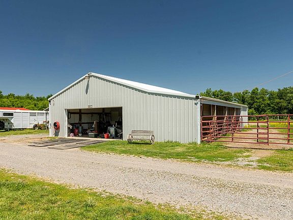 2nd image of 18057 Dwina Rd