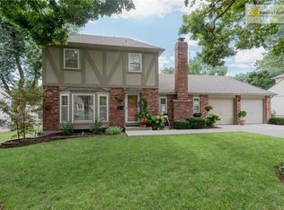 9715 Slater St, Overland Park, KS 66212