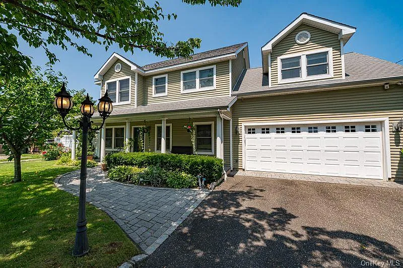 414 2nd Ave W
