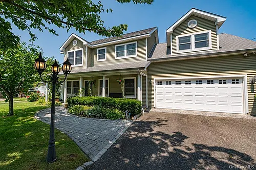 414 2nd Ave W Photo 1
