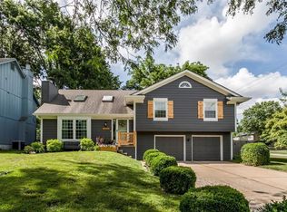 15023 W 83rd Pl, Lenexa, KS 66215