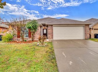 12212 Hunters Knoll Dr, Burleson, TX 76028