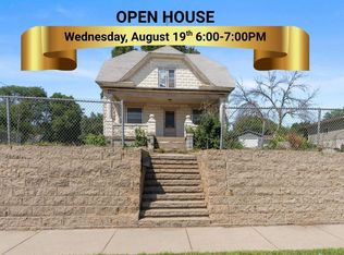 804 E 5th St, Canton, SD 57013