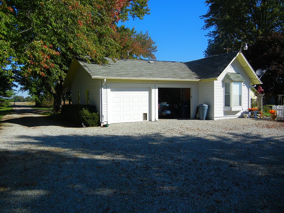 2nd image of 6835 E 236th St