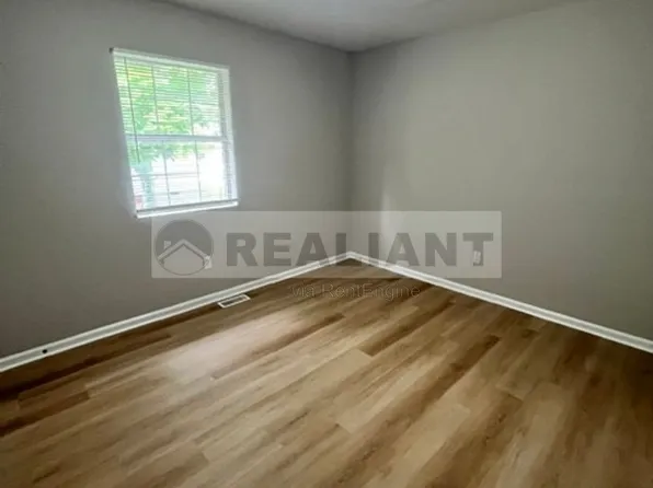 31 Hurley St, Berea, KY