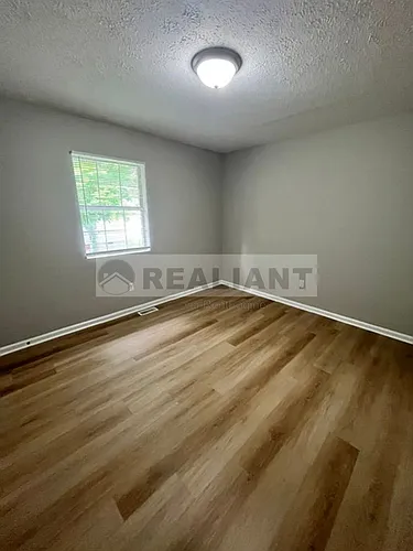 31 Hurley St #18 Photo 1