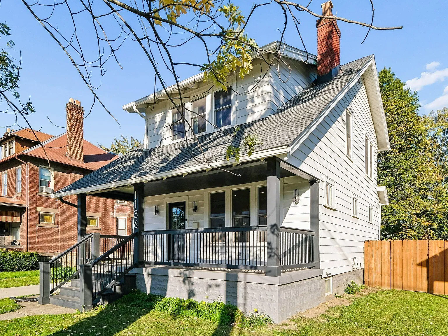 3 bed, 2.5 bath, 1530 sqft, $2,300 — Photo 3