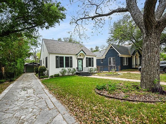 3rd image of 605 Texas Ave