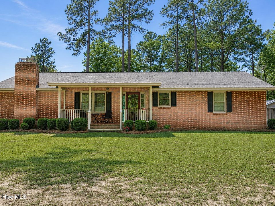 1st image of 450 Mcintosh Drive