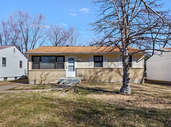 1379 Redman Blvd, Saint Louis, MO 63138