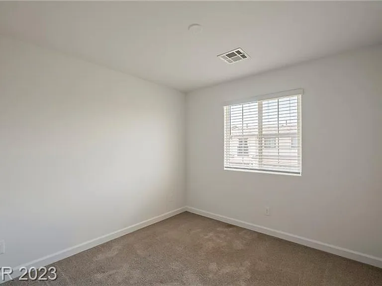 689 Omaggio Pl — Photo 23