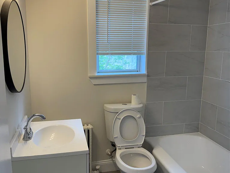 46 Locust Ave #2 — Photo 3