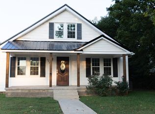 802 Mahr Ave, Lawrenceburg, TN 38464