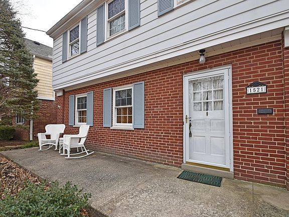 3rd image of 1521 Oak Knoll Dr