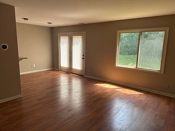 4th image of 9225 Sea Pine Ln
