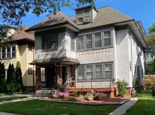 3958 N Prospect Ave, Milwaukee, WI 53211