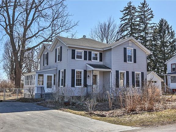 2nd image of 8382 Wickham Blvd
