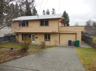 23207 52nd Ave W, Mountlake Terrace, WA 98043