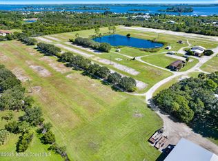 000A Berry Rd, Grant, FL 32949