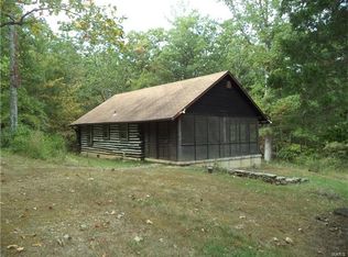 697 Roller Rd, Saint Clair, MO 63077