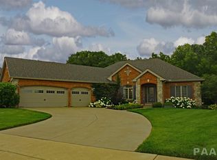 2324 W Pinnacle Dr, Dunlap, IL 61525